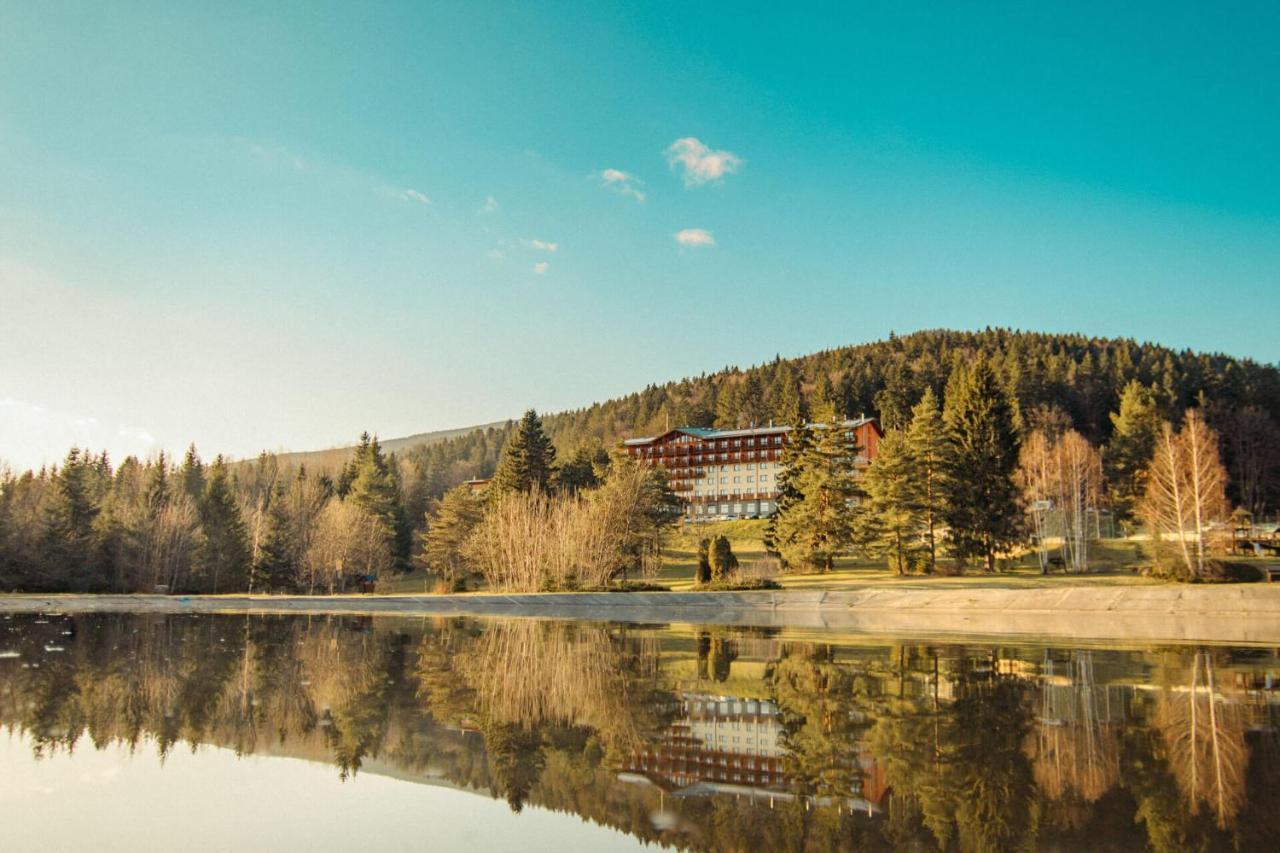 Hotel Partizan Тале Экстерьер фото